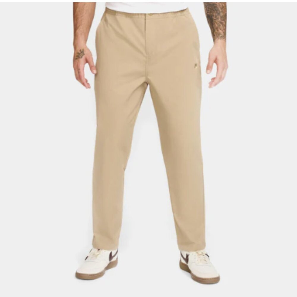 NWT - Nike Club Woven Taper Mens Lifestyle Pant - Tan - Size Small